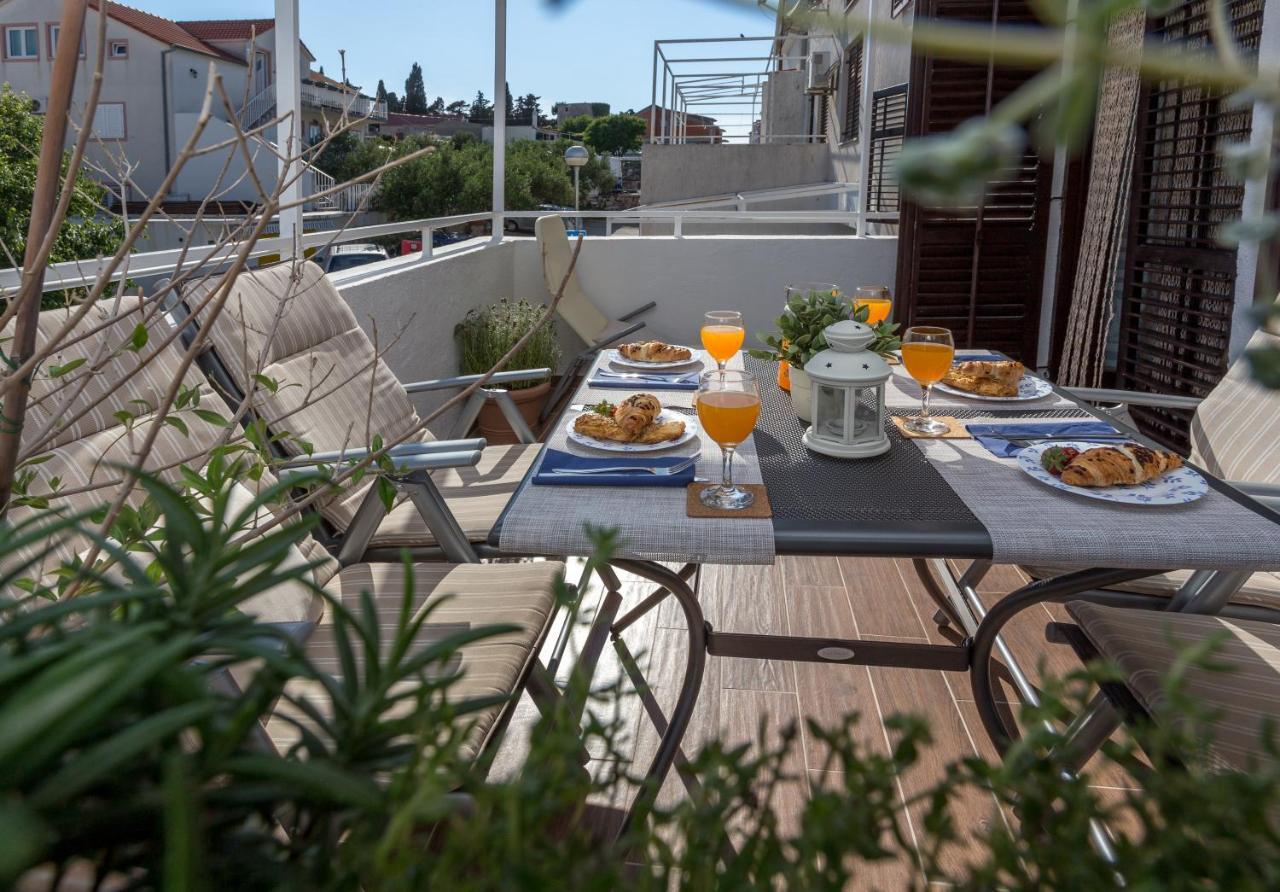 So Hvar So Good! Spacious With Terrace Hvar Town Zewnętrze zdjęcie
